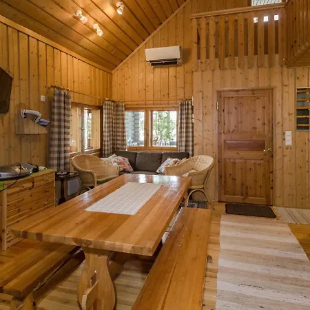 Loma-asunnot Metsaetaehti By Interhome Ahmovaara